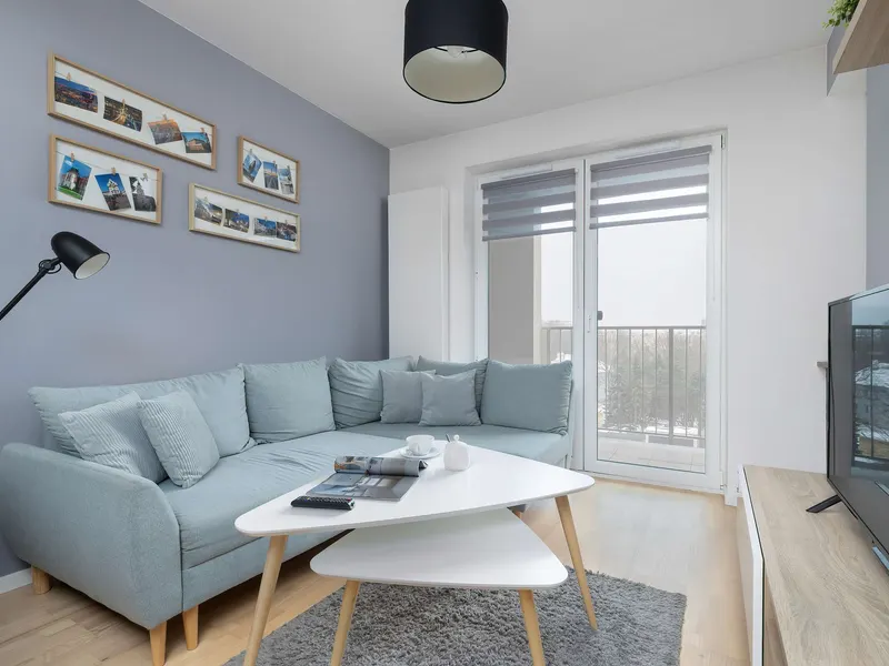 Modernes Apartment | Arbeitsraum und Balkon – Foto 1
