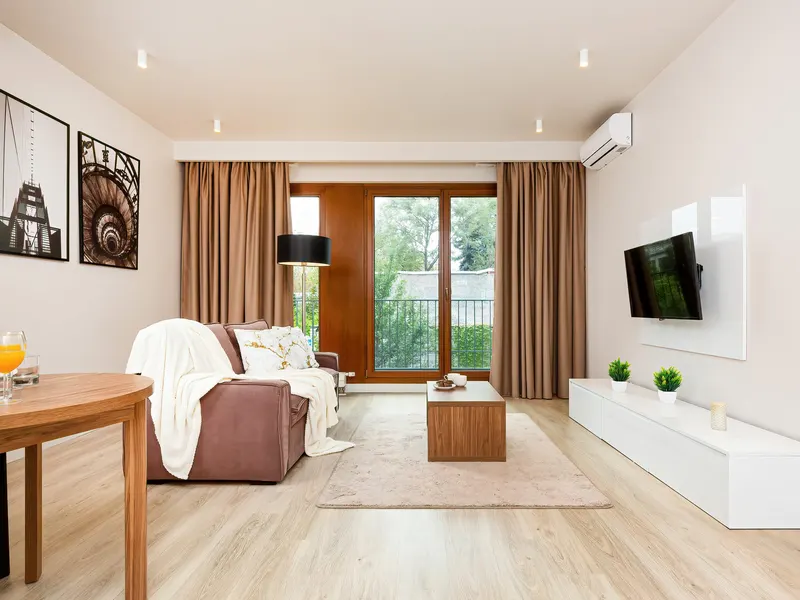 Cozy Apartment | Parking | Balcony | Close to Metro. – photo 3