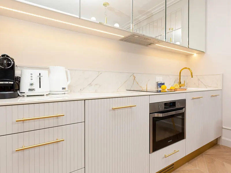 Komfortowy Apartament | Balkon, Klimatyzacja, Blisko Metra – zdjęcie 5