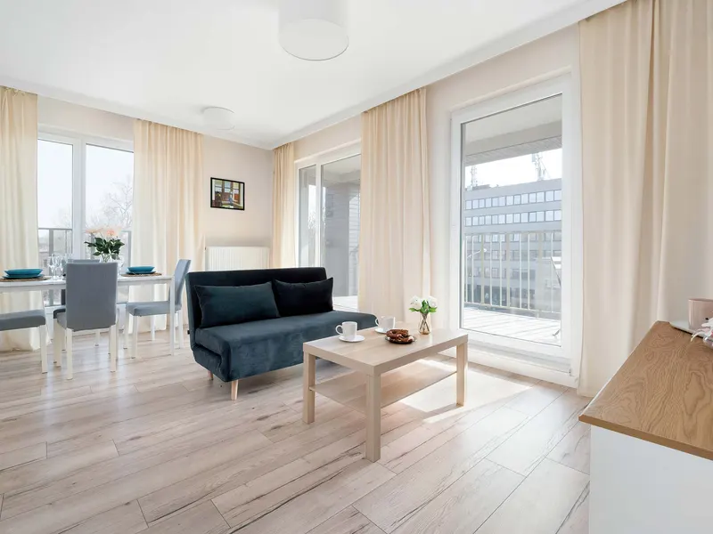 Bright Apartment in Lodz | Parking, Balcony, Close to Museum – photo 4