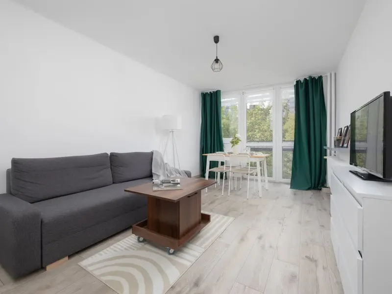 Apartment with 2 Bedrooms in Wola | Workspace – photo 1