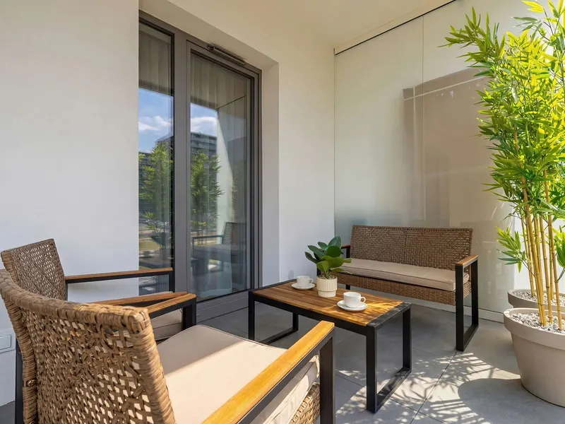 Moderne Wohnung | Balkon, Parkplatz, Fitnessraum – Foto 5