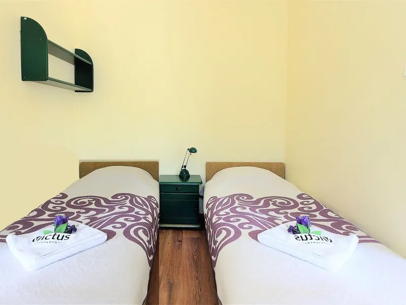 Klimatyczny Apartament | Balkon, Parking, Blisko Plaży – zdjęcie 3