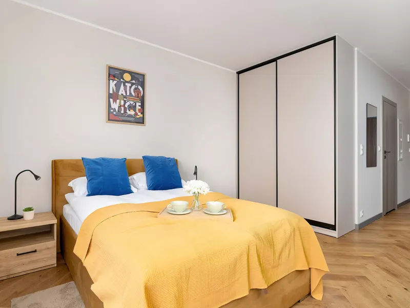 Helles Studio mit Balkon | 300 m zum Spodek – Foto 2