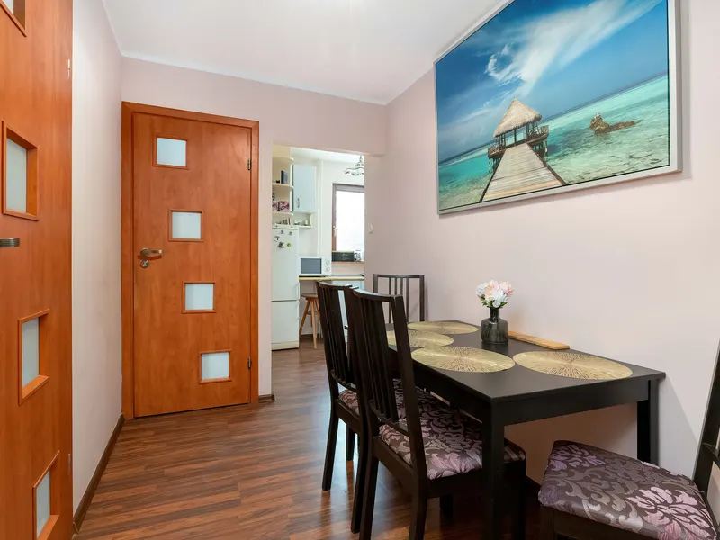 Przestronny Apartament | 4 Sypialnie | 1,5 km do Plaży – zdjęcie 3