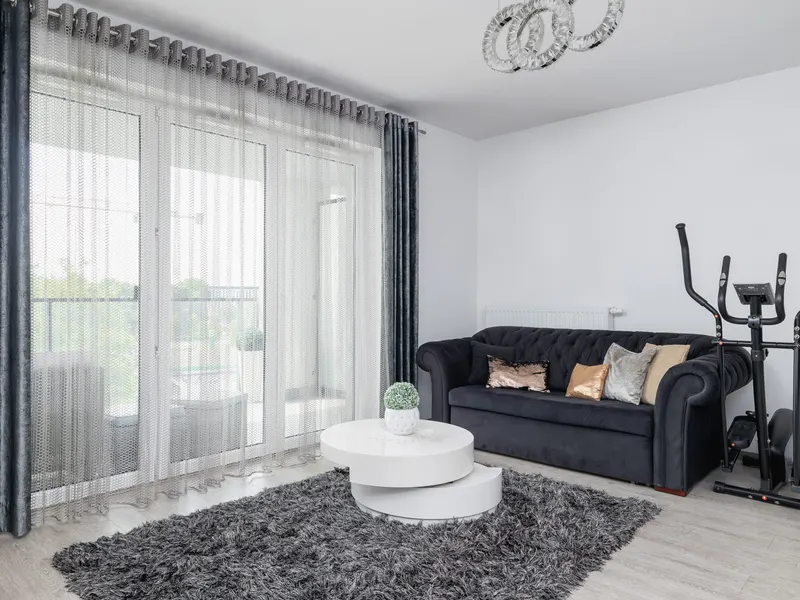 Przestronny Apartament | 3 Sypialnie | Balkon | Parking – zdjęcie 1