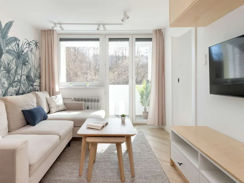 Przytulny Apartament z Balkonem | Blisko Plaży i Dworca – zdjęcie 5
