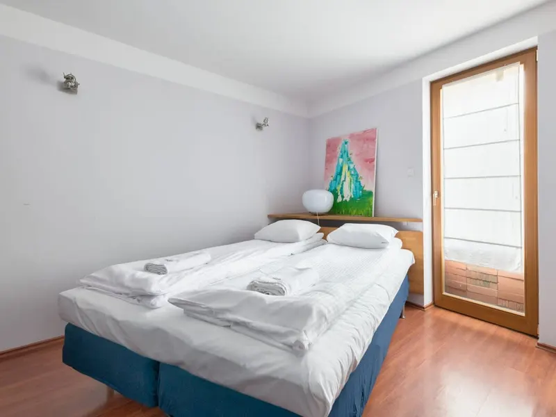 Przestronny Apartament | Taras, Parking i Miejsce do Pracy – zdjęcie 4