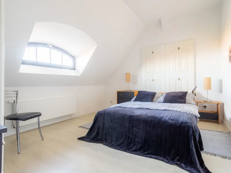 Atmosphärisches Apartment | Stadt- und Meerblick – Foto 2