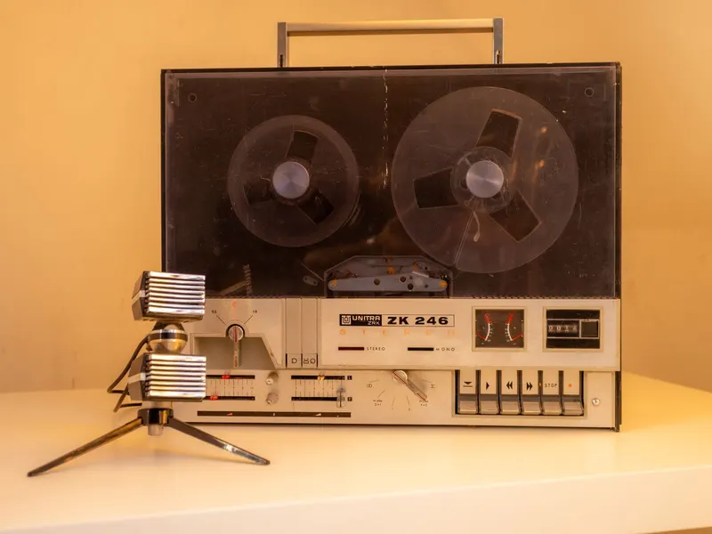 Atmosphärisches Apartment | Stadt- und Meerblick – Foto 4