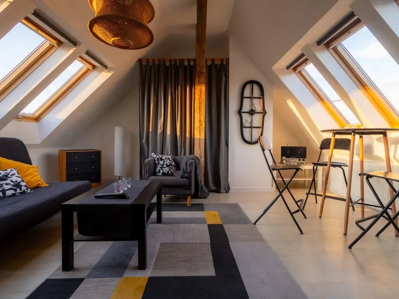 Atmosphärisches Apartment | Stadt- und Meerblick – Foto 1