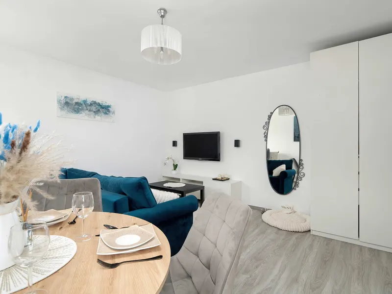 Modernes Apartment | Parkplatz in Garage und Balkon – Foto 4