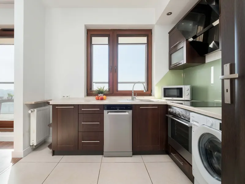 Comfortable Apartment | Parking, Balcony, Close to Metro – photo 4