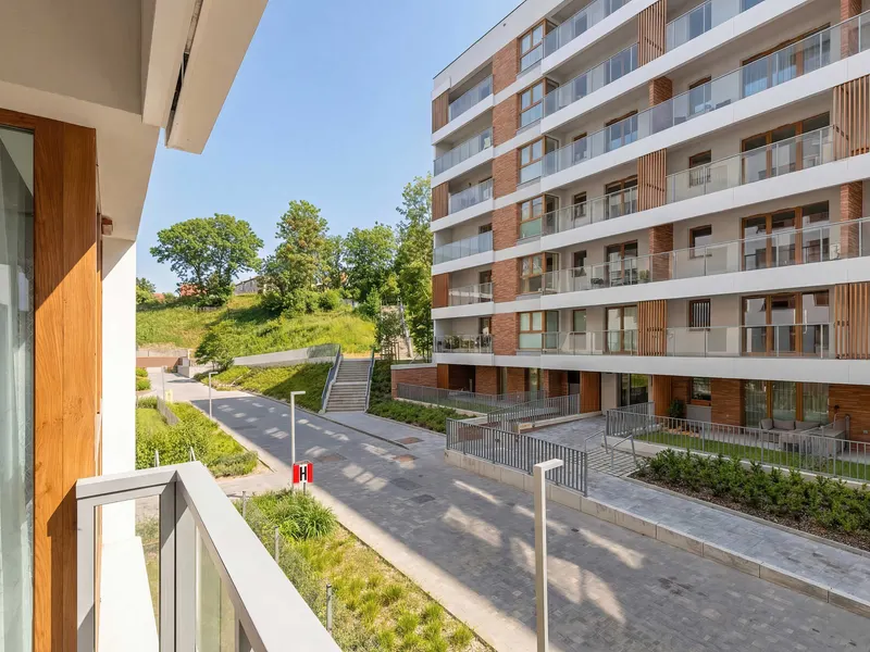 Ruhige Wohnung in Zentrumsnähe | Parkplatz und Balkon – Foto 4