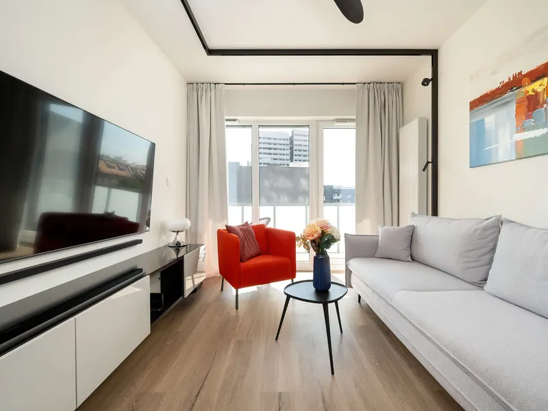 Stylowy Apartament z Biurkiem | Parking | Blisko Rynku – zdjęcie 1