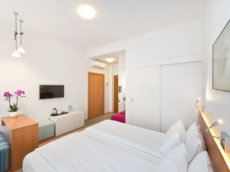 Air-conditioned Apartment | Parking | Close to Monte Cassino – photo 5