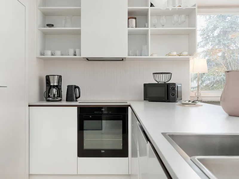Elegant Apartment | Underground Parking and Balcony – photo 3