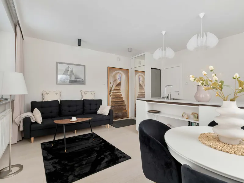 Elegant Apartment | Underground Parking and Balcony – photo 1