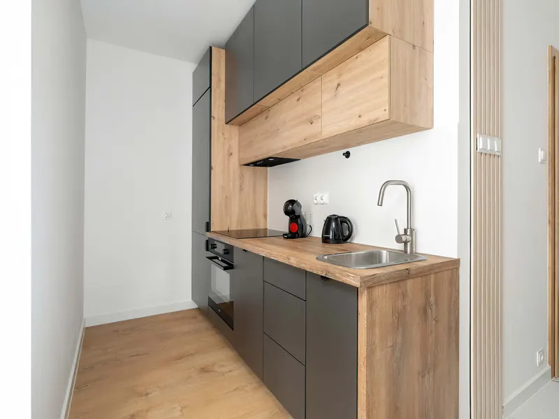 Stilvolle Wohnung | Parkplatz im Zentrum | 9 min zum Marktplatz – Foto 3