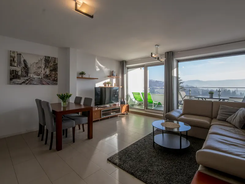Gemütliches Appartement mit Parkplatz | Blick auf die Berge – Foto 1