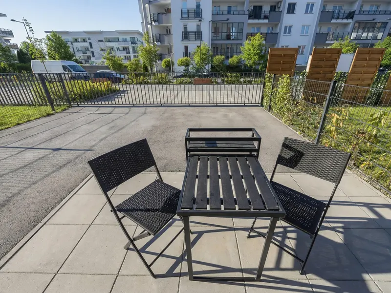 Komfortowy Apartament z Ogródkiem | Prywatny Parking – zdjęcie 5