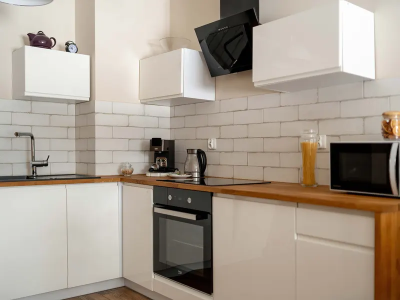 Stilvolle Wohnung | Balkon mit Bergblick, Parkplatz – Foto 5