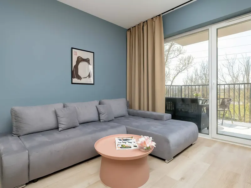 Modern Apartment | Balcony, Parking, Close to Expo – photo 1
