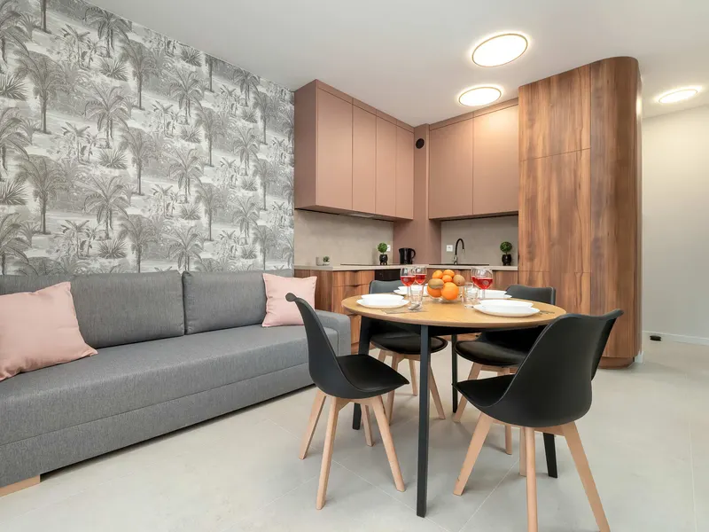 Comfortable Apartment in Lodz | Parking and Balcony – photo 2