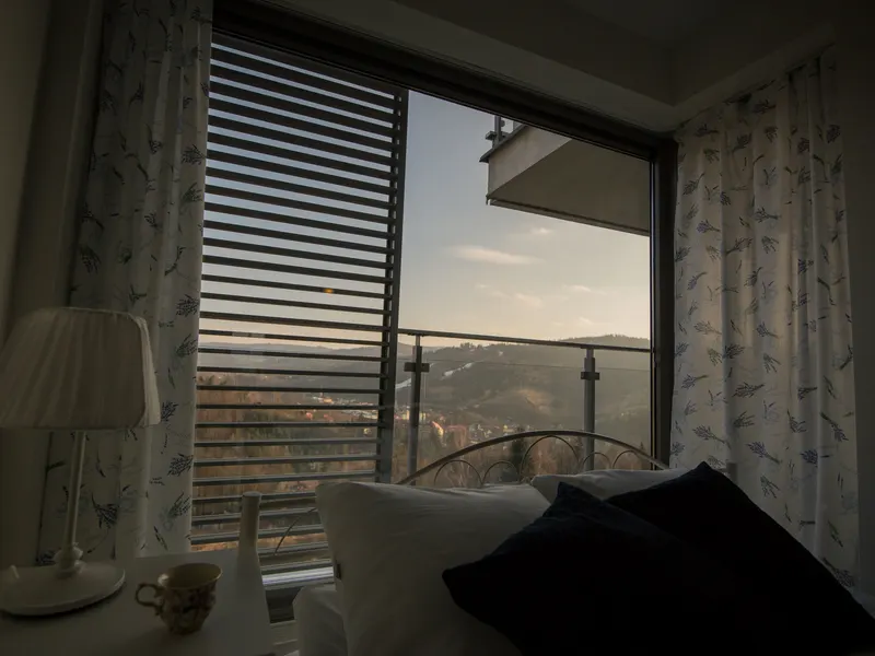 Funktionelles Studio mit Bergblick | Parkplatz – Foto 3