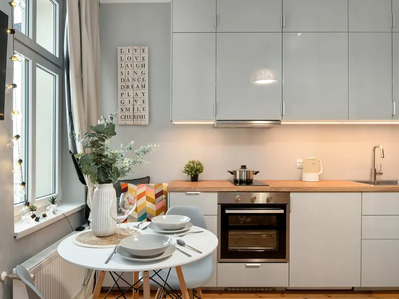 Klimatyczne Studio w Centrum | Blisko Komunikacji Miejskiej – zdjęcie 2