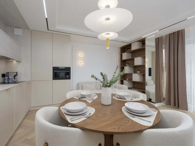 Elegantes Apartment | Parkplatz, Klimaanlage und Balkon – Foto 5