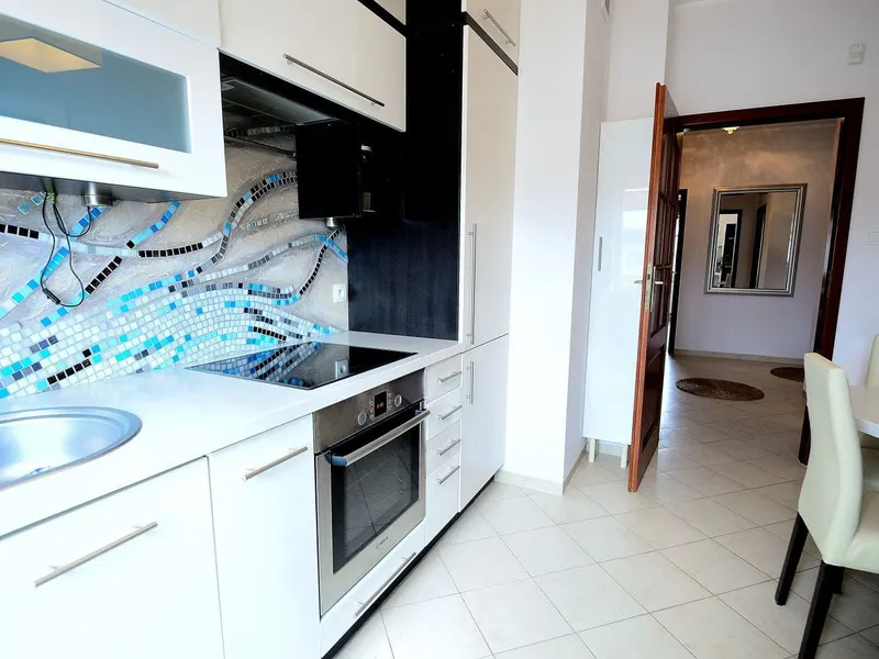Spacious Apartment | Underground Parking, Two Bedrooms – photo 3