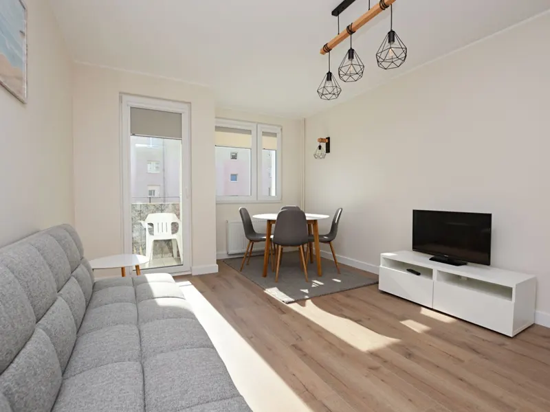 Przestronny Apartament | 3 Sypialnie | Balkon | Blisko Plaży – zdjęcie 5