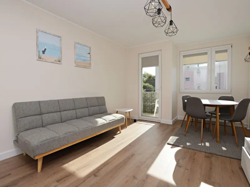 Przestronny Apartament | 3 Sypialnie | Balkon | Blisko Plaży – zdjęcie 1