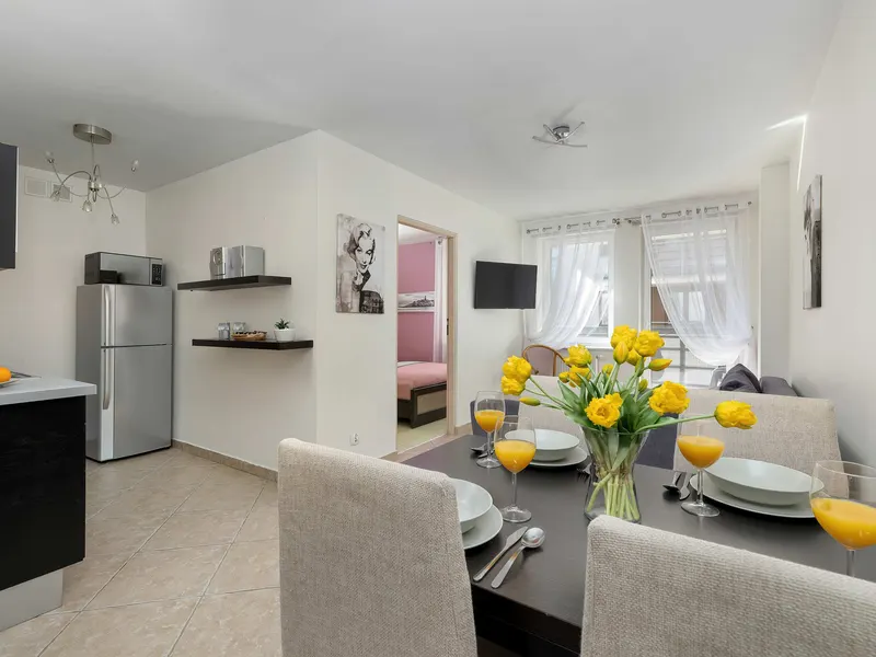 Przytulny Apartament | Balkon | Blisko Plaży i Centrum – zdjęcie 4