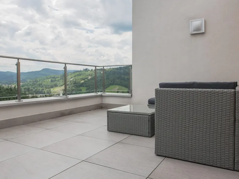 Apartament z Balkonem i Widokiem na Góry | Klimatyzacja i Parking – zdjęcie 5