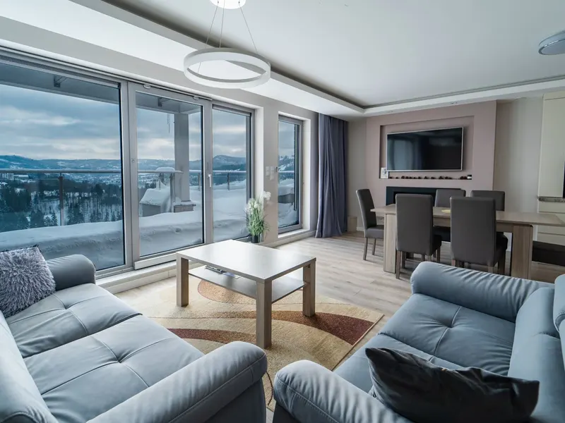 Apartament z Balkonem i Widokiem na Góry | Klimatyzacja i Parking – zdjęcie 3