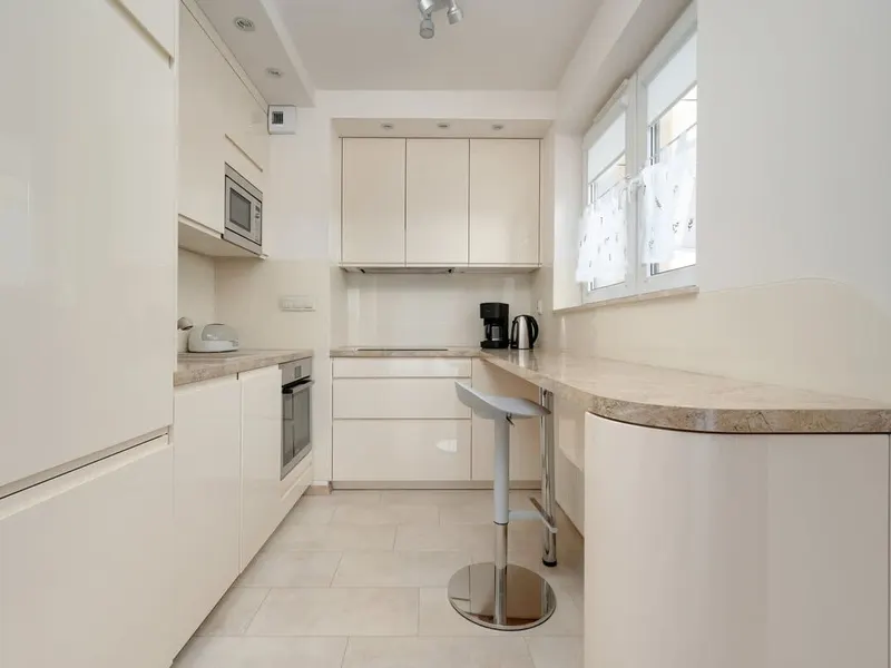 Funkcjonalny Apartament | Parking, Balkon, Blisko Parku – zdjęcie 3