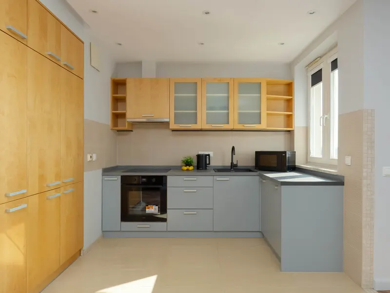Bright Apartment with a Balcony | A Place to Work – photo 2