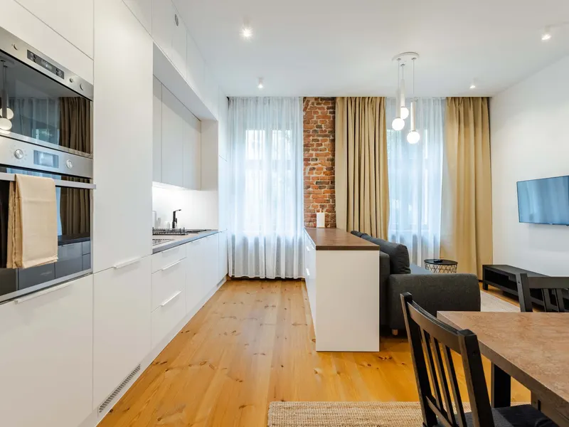 Komfortables Apartment für 6 Personen | Arbeitstisch – Foto 4