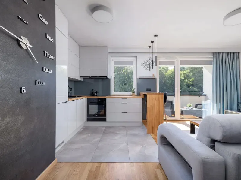 Geräumige Wohnung | 2 Schlafzimmer, Balkon und Parkplatz – Foto 4