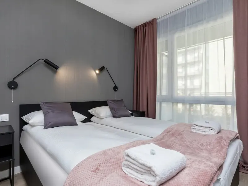 Bright Apartment by the Old Market Square | Balcony and Parking – photo 2