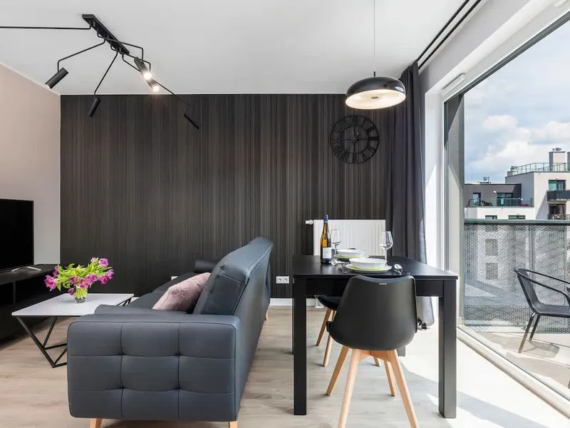 Stilvolle Einzimmerwohnung im Zentrum von Posen | Balkon und Parkplatz – Foto 2