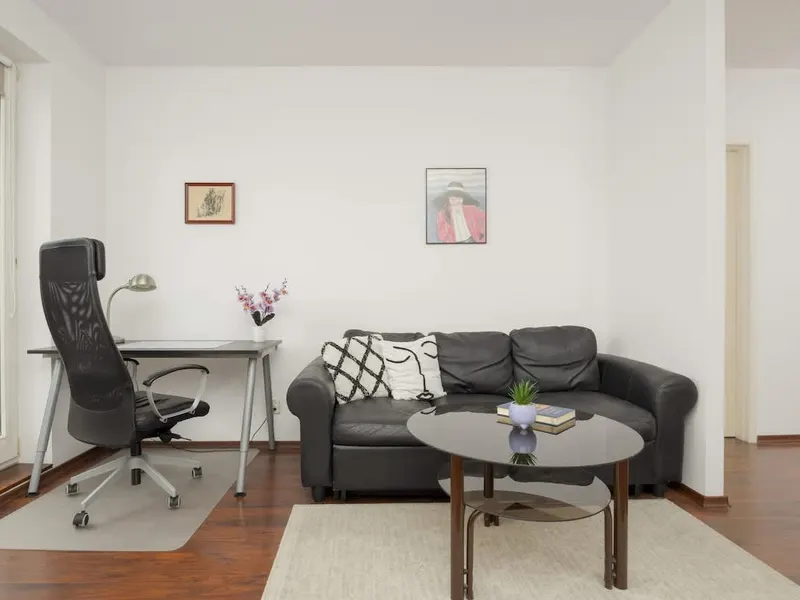 Nowoczesny Apartament w Centrum | Parking, Balkon i Basen – zdjęcie 4