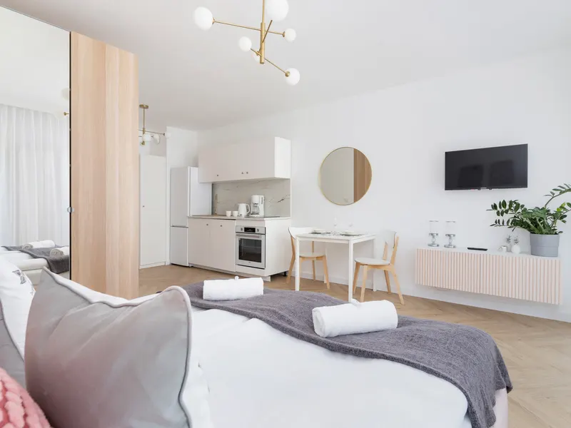 Modernes Studio in Kattowitz | Parkplatz und Balkon – Foto 4