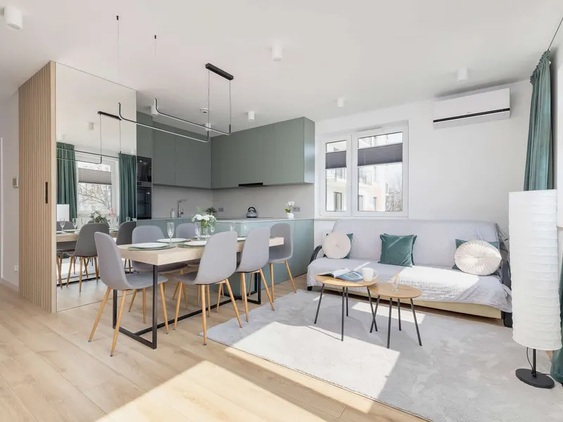 Komfortable Wohnung | Parkplatz, Klimaanlage, Balkon – Foto 1