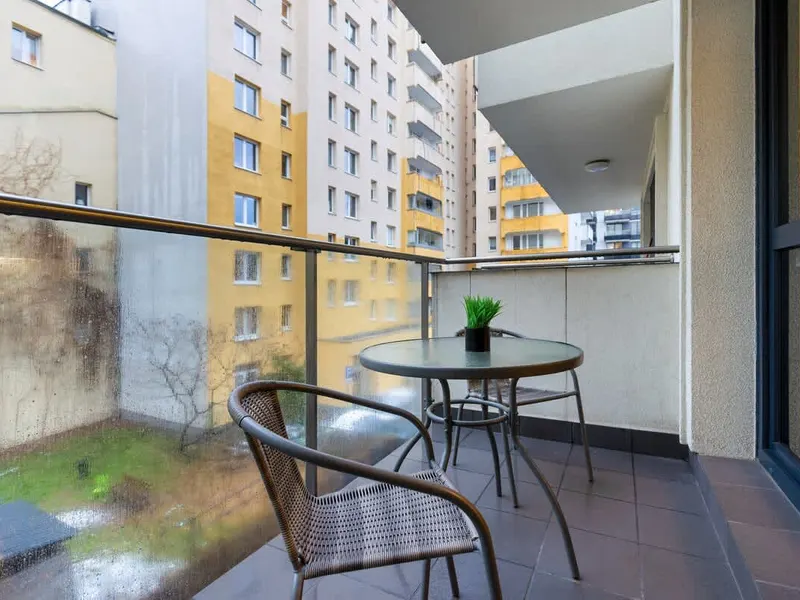 Functional Apartment | Balcony and Workspace – photo 3