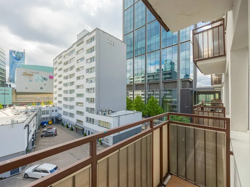 Stylish Studio in the Center of Warsaw | With a Balcony – photo 4