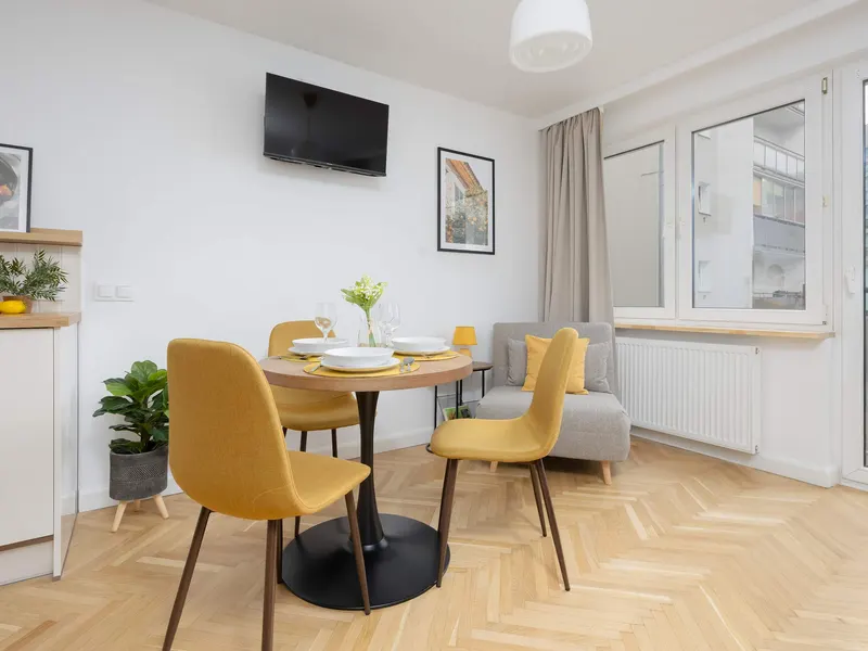 Stylish Studio in the Center of Warsaw | With a Balcony – photo 2