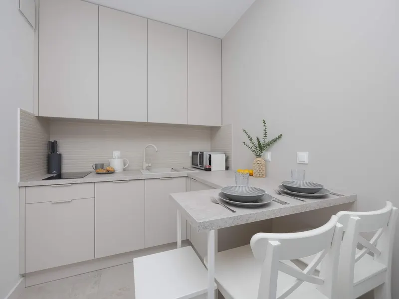 Stylowe Studio w Centrum Warszawy | Parking i Balkon – zdjęcie 3